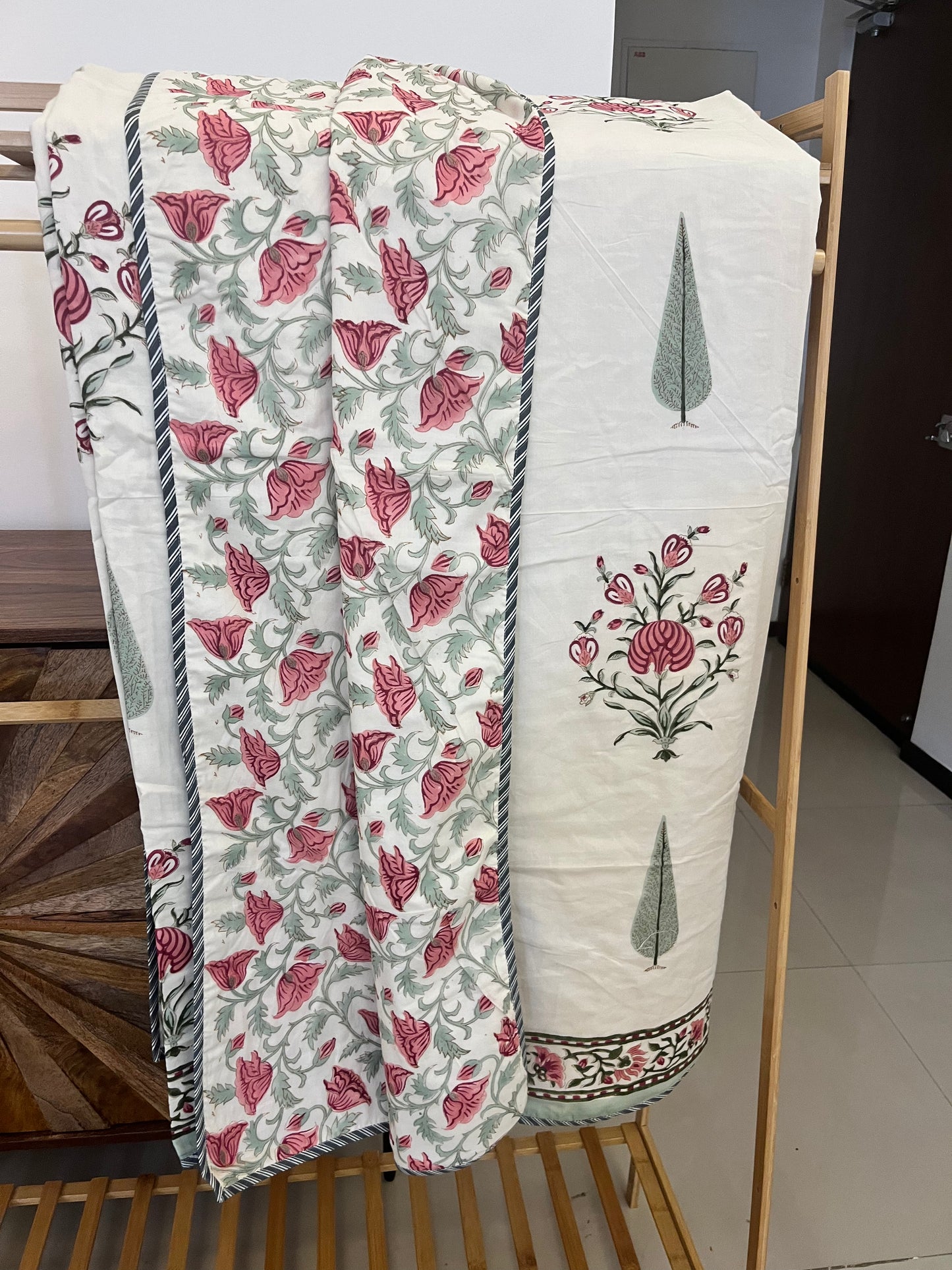 Beige Pink Glory Dohar