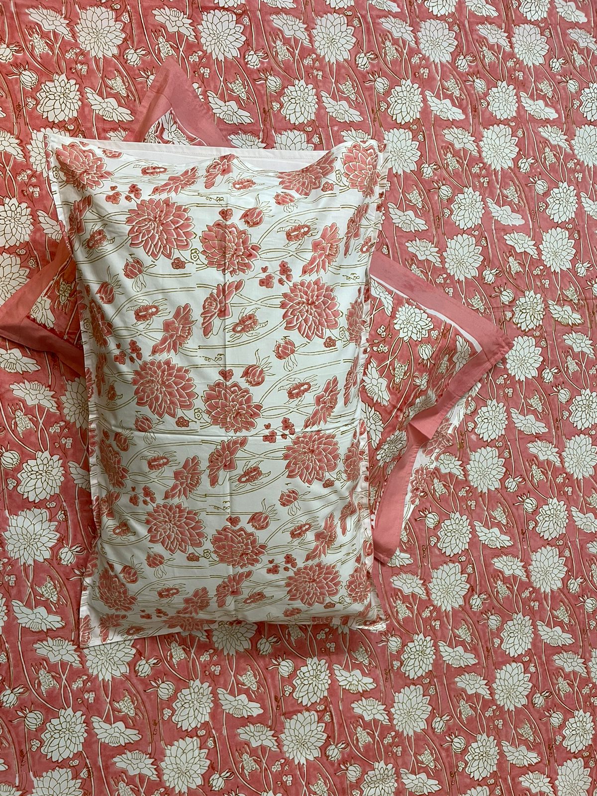 Red Lotus Double Bedsheet